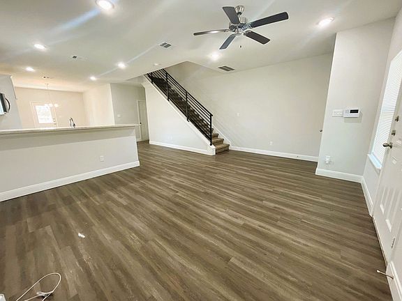 3rd image of 7314 Karnes St Unit A