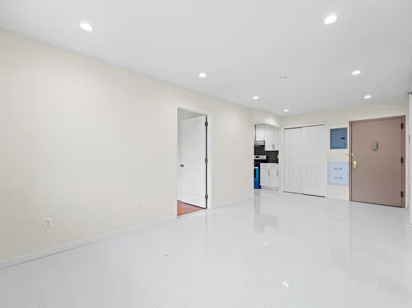 91-23 Corona Avenue image 13 of 13