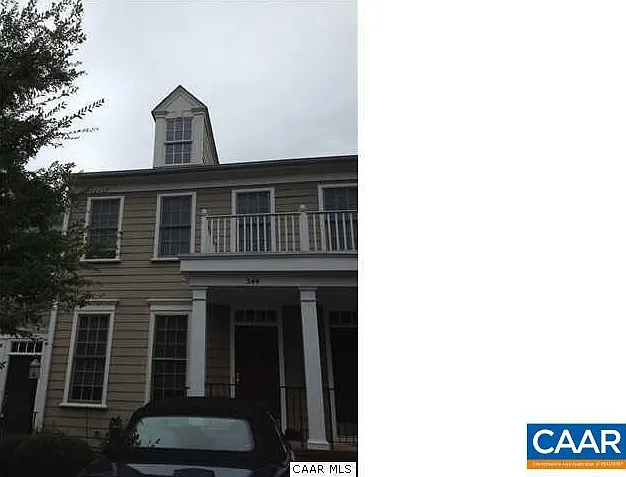 544 Summerford Ln — Photo 2