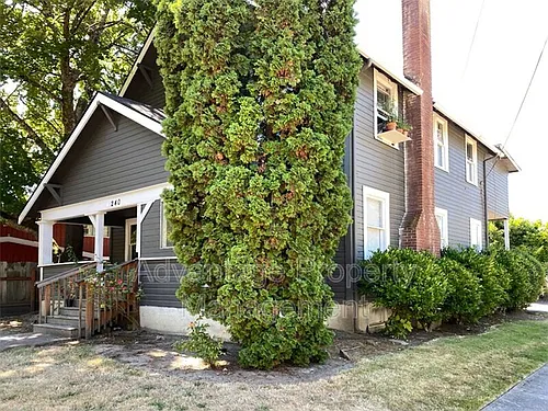 240 NW 9th St #1 Photo 1 240 NW 9th St #1 Photo 1