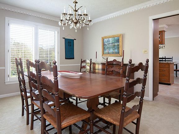 5th image of 9416 Briarwood Blvd