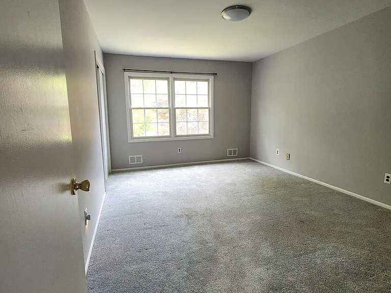 18 Mendham Ave — Photo 12