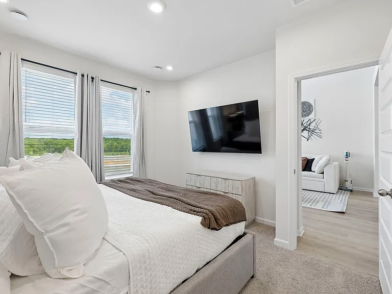 615 Club View Way — Photo 17
