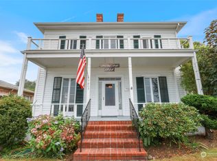 1802 Commercial St, Steilacoom, WA
