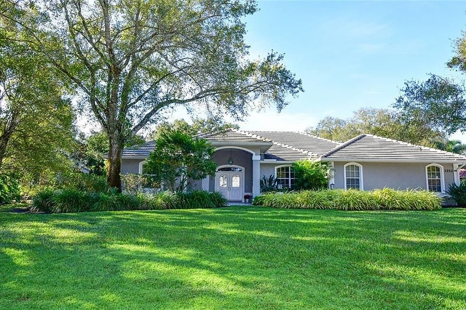 1st image of 3252 Walter Travis Dr