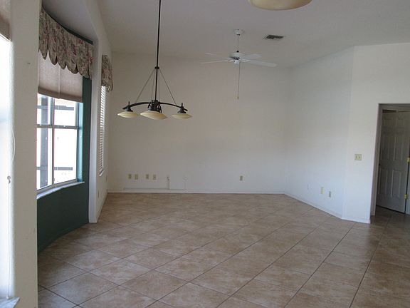 2nd image of 1815 Lee Janzen Dr