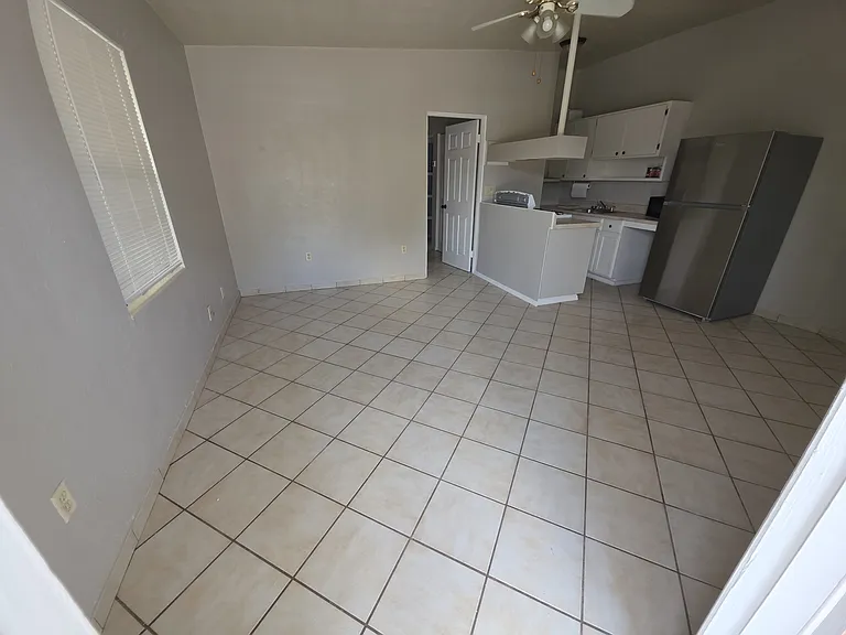 105 Palmetto Ave #1 — Photo 4
