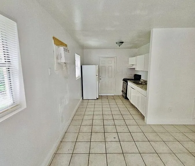 1505 E 142nd Ave #B — Photo 6
