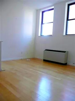 Rented by New York Residence | media 72