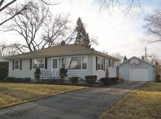 702 W Roosevelt St, Harvard, IL 60033