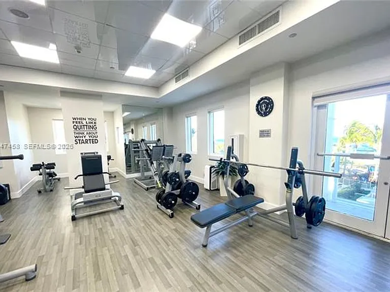 4775 Collins Avenue Cu #2305 — Photo 20