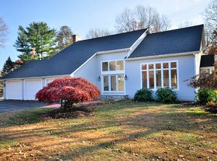 56 W Gerald Dr, Manchester, CT 06040