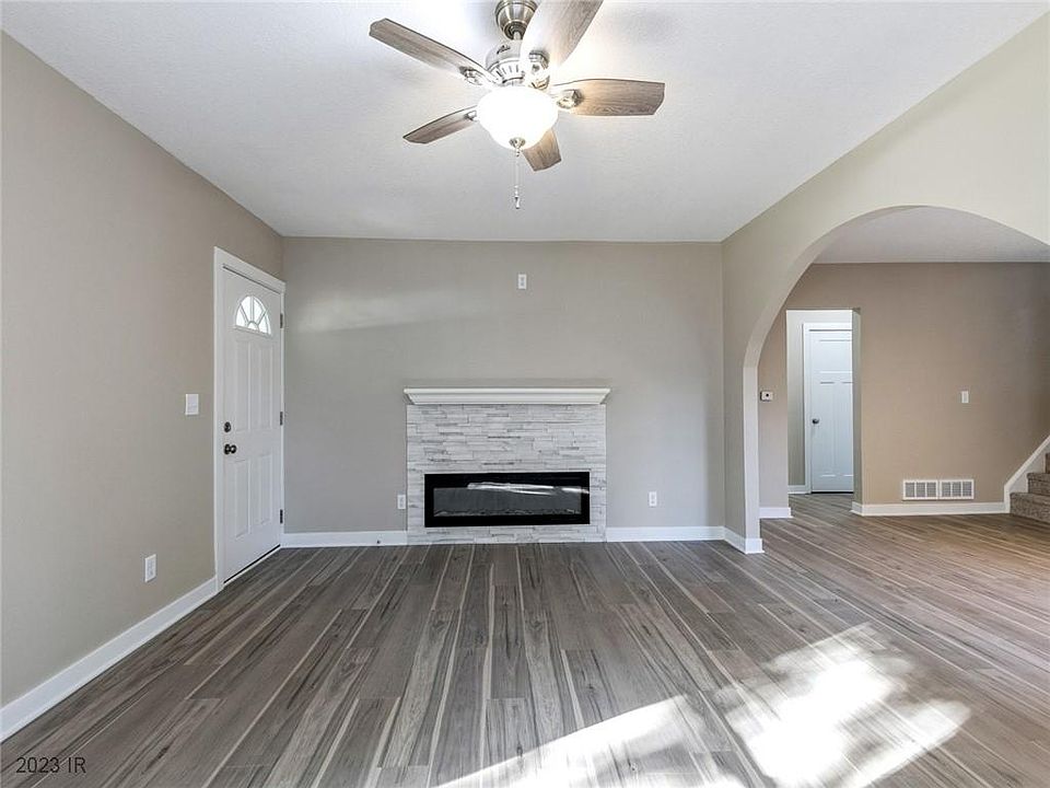 2529 Beaver Ave, Des Moines, IA 50310 Zillow