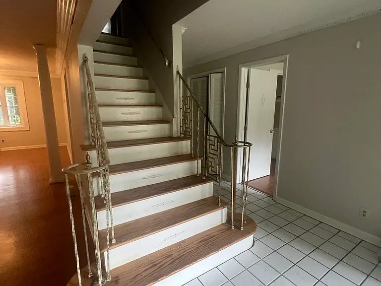 3634 Runnymede Blvd — Photo 10