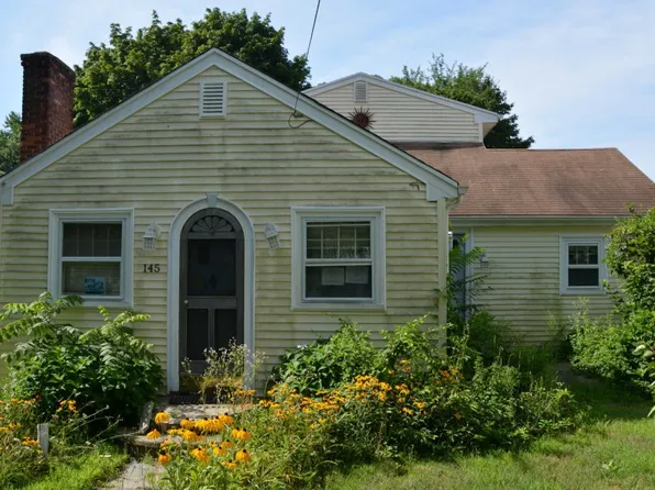 145 Willett Ave, Riverside, RI 02915