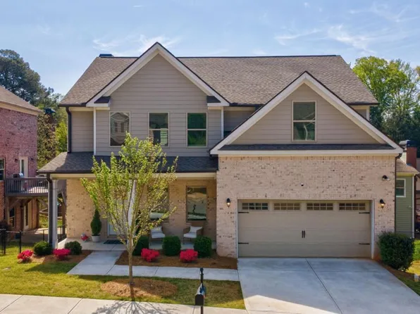 157 Towns Walk Dr, Athens, GA 30606