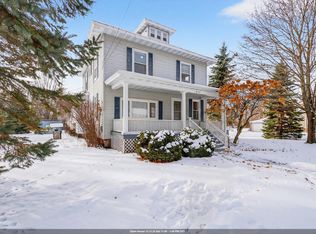 330 Main St, Oconto, WI 54153
