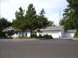 4867 Oceana Dr, Florence, OR