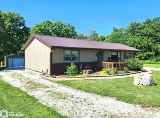 325 W 3rd St, Lamoni, IA 50140