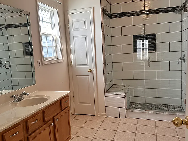 3929 Winthrop Dr — Photo 25