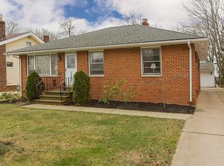 1383 Victory Dr, South Euclid, OH 44121