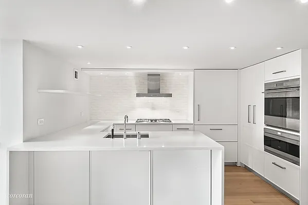 Rented by Corcoran | media 20