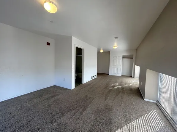 369 Main St, 369 Main St APT 301, Salinas, CA 93901