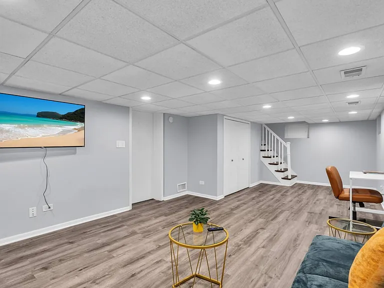 408 S Mitchell Ave — Photo 12