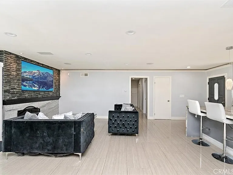 24226 Meadow Falls Dr — Photo 5