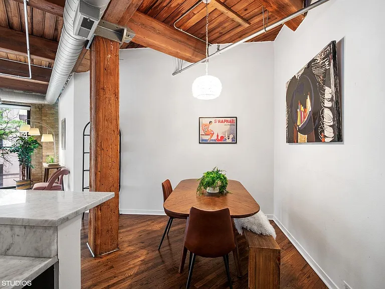 225 W Huron St #207 — Photo 10