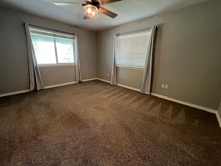 1051 Todd Trl — Photo 12