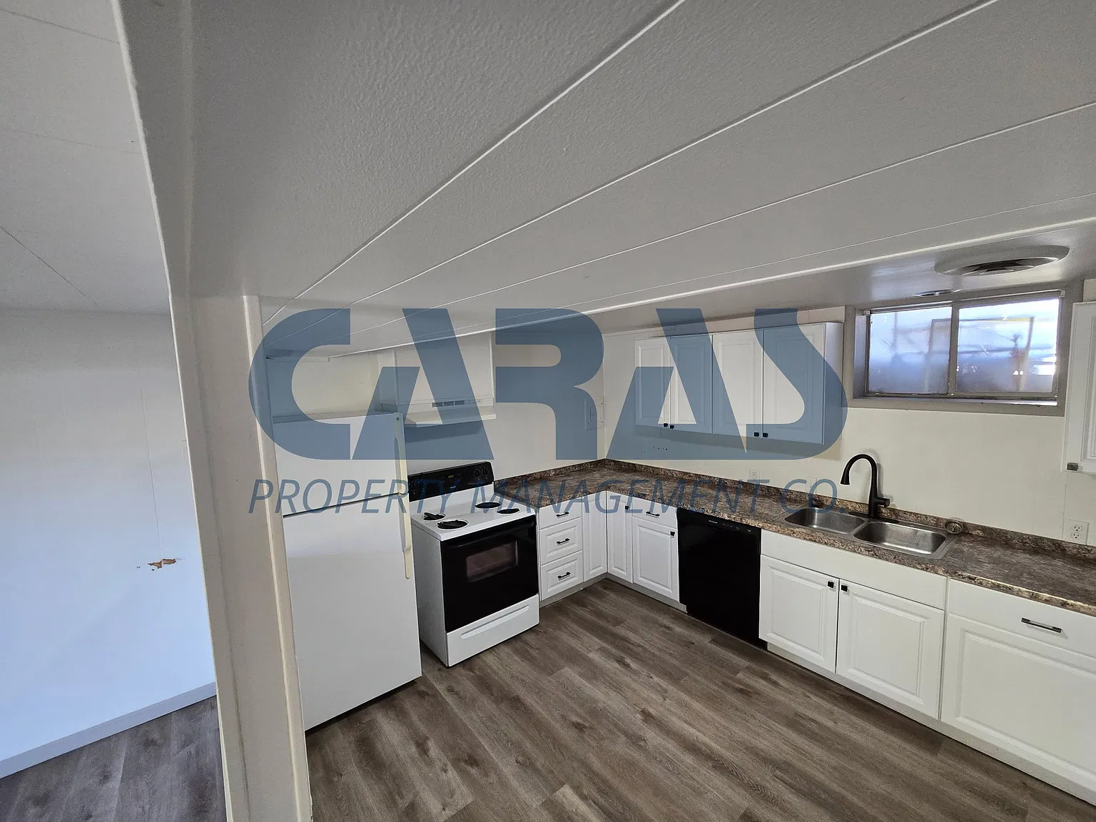 2 bed, 850 sqft, $1,450 — Photo 3