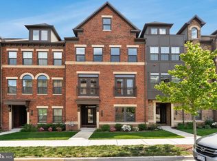 43425 Grandmoore St, Ashburn, VA 20148