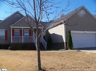 5 Avister Ct, Fountain Inn, SC 29644