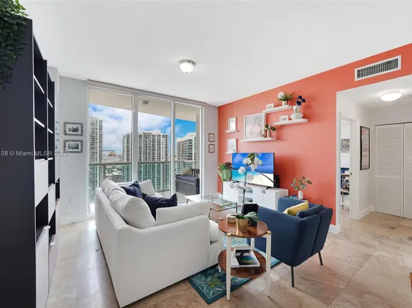 31 SE 5th St APT 3819, Miami, FL 33131