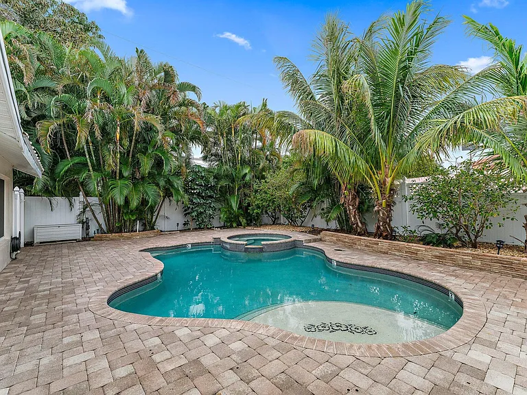 460 Sunrise Way — Photo 51