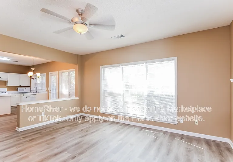 740 Westre Way — Photo 6