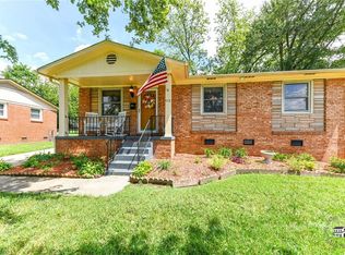 713 Abington Dr, Greensboro, NC 27401