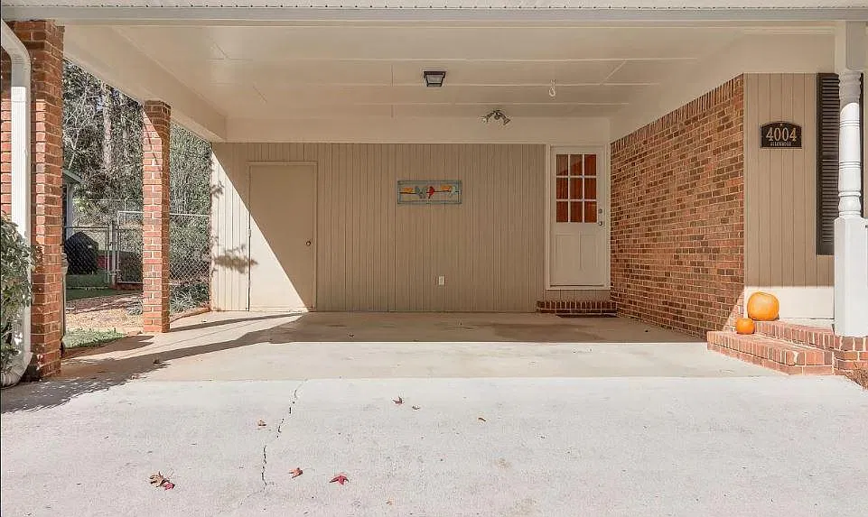 Allenwood Way, Tucker — Photo 3