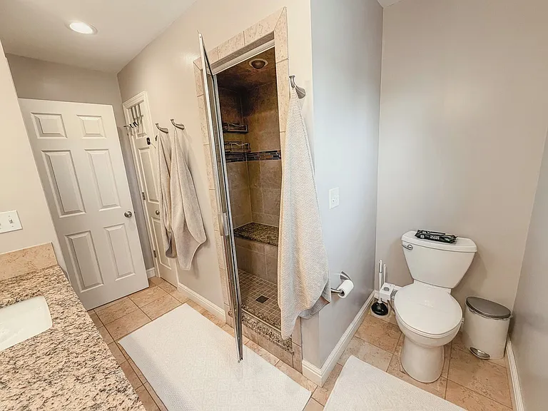 8702 W Stanford Ave — Photo 29