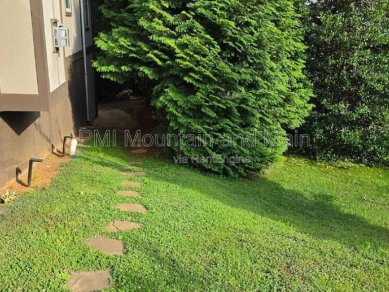 156 Bradley St — Photo 47
