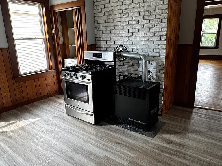 9 Rena St #2 — Photo 12