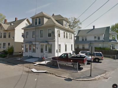17 Bassett Street, Ansonia, CT, 06401