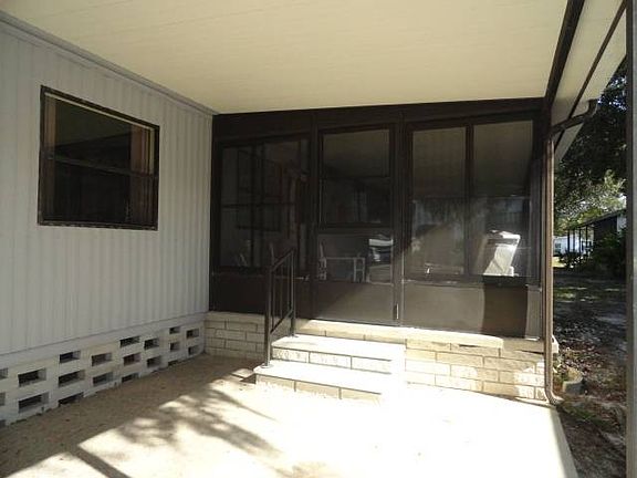 3rd image of 836 Quail Ln