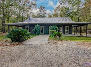 14392 Pine Park Dr, Walker, LA 70785