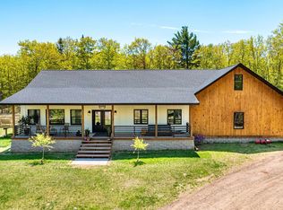 25195 Sved Rd, Hancock, MI 49930