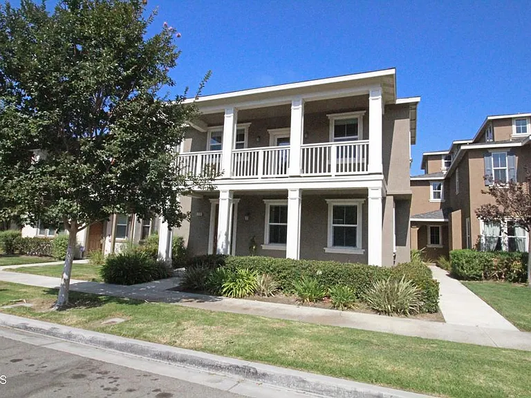 3139 Lisbon Ln — Photo 2