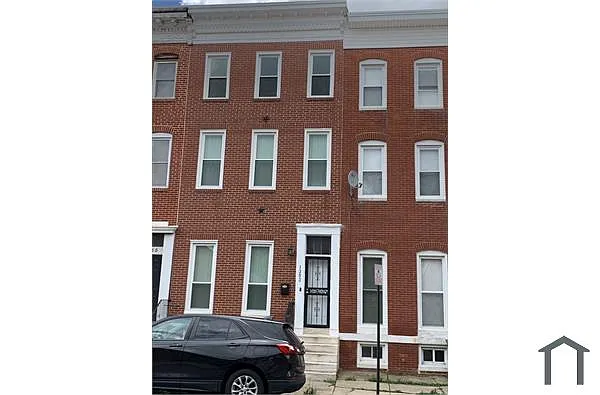 Building Photo - 1353 N Carey St