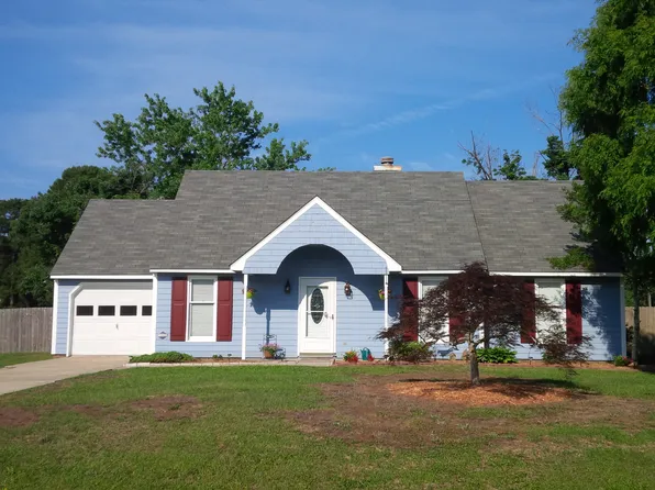 302 Kyle Dr, Havelock, NC 28532