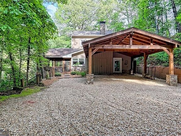2nd image of 768 Wexford Way
